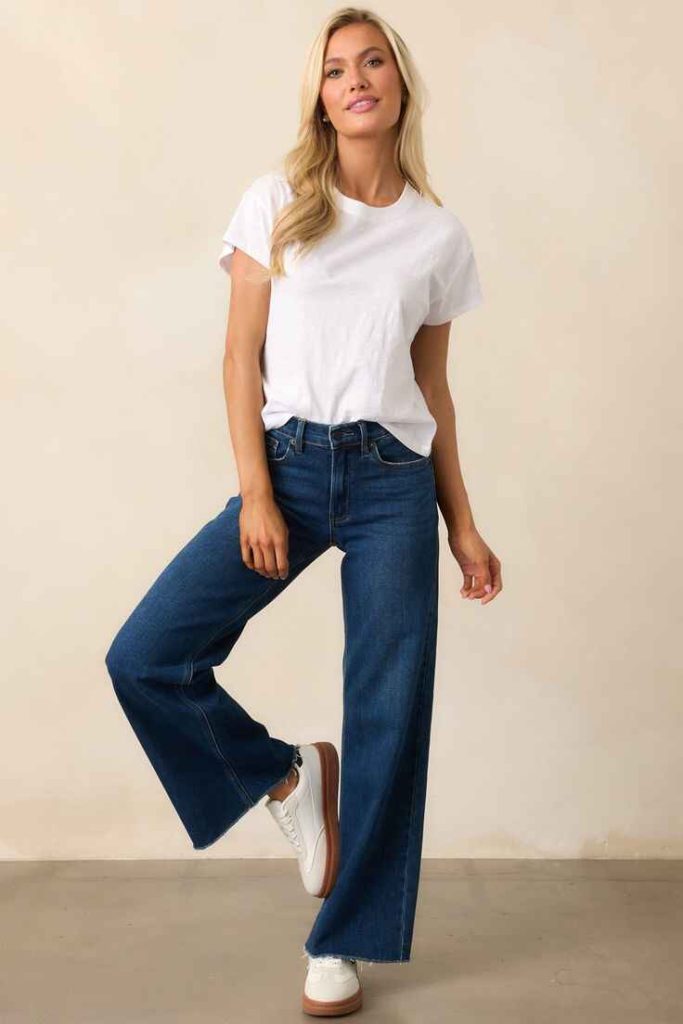 Straight-Leg Jeans: A Timeless Choice